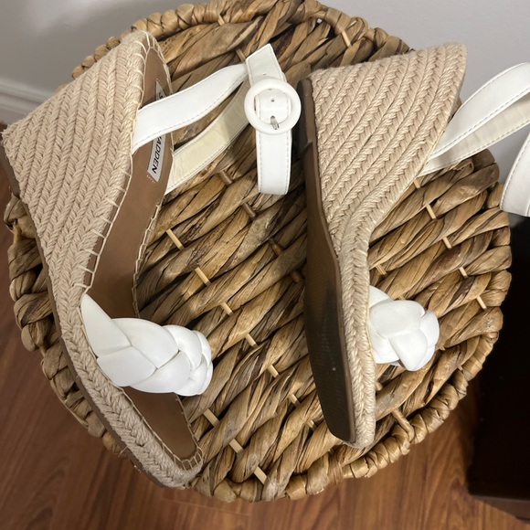 Steve Madden White Braided Wedges - Picture 2 of 3